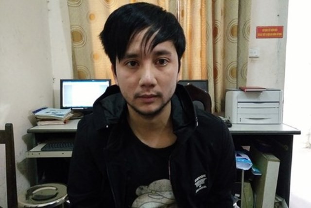 Hé lộ thông tin về nam thanh niên sốt sắng giúp việc chùa rồi ôm hòm công đức mất tích-3