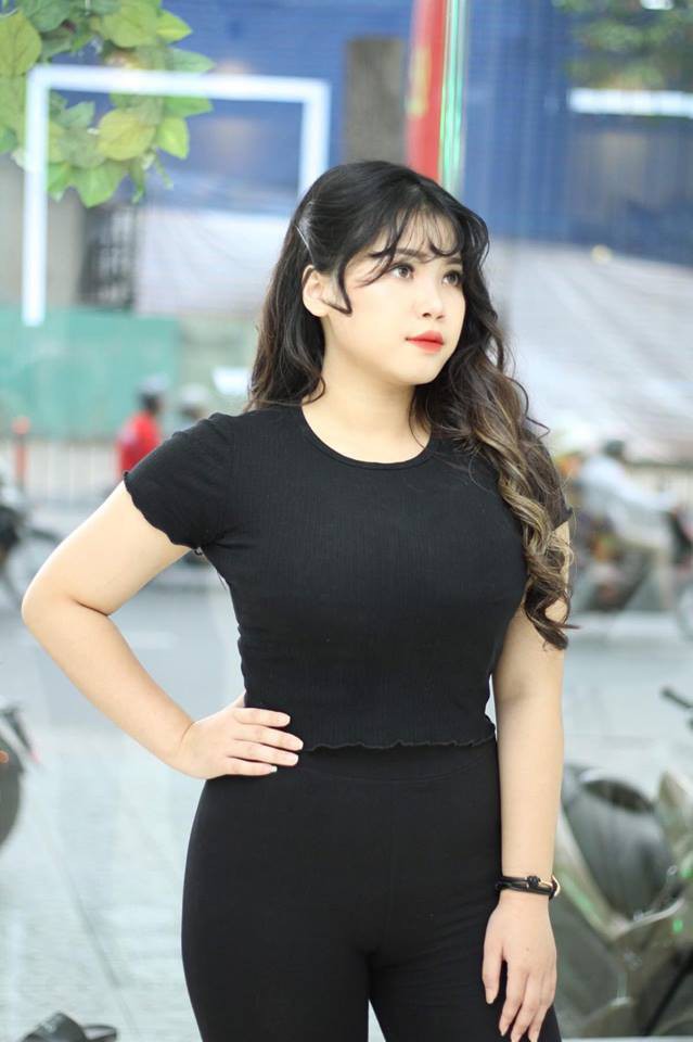 Hình ảnh mới nhất của nữ sinh có vòng 1 khủng sau phẫu thuật hút 6 lít mỡ khỏi cơ thể-7