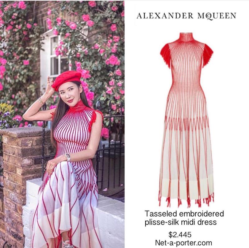 Ngọc Trinh cũng phải khóc thét khi thấy tủ đồ triệu đô của nữ đại gia không có tuổi này-12