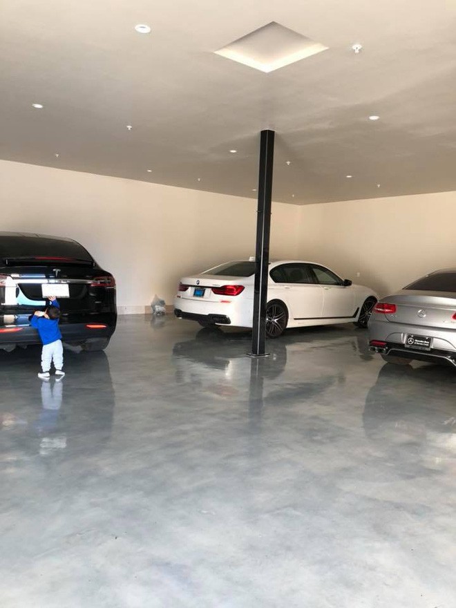 Những bà vợ giàu nứt đố đổ vách của sao, người thuê giúp việc hơn trăm triệu/tháng, người sở hữu cả tòa nhà khủng-3