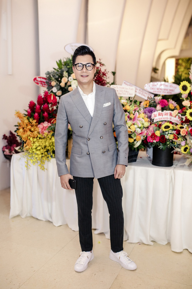 Cú lừa” bán đĩa thu 200 triệu và hành động đặc biệt của Mr Đàm tại tiệc sinh nhật xa xỉ-20