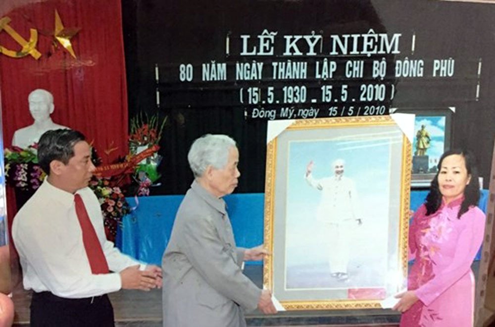 Hình ảnh nguyên Tổng bí thư Đỗ Mười về quê phát biểu 22 phút-7