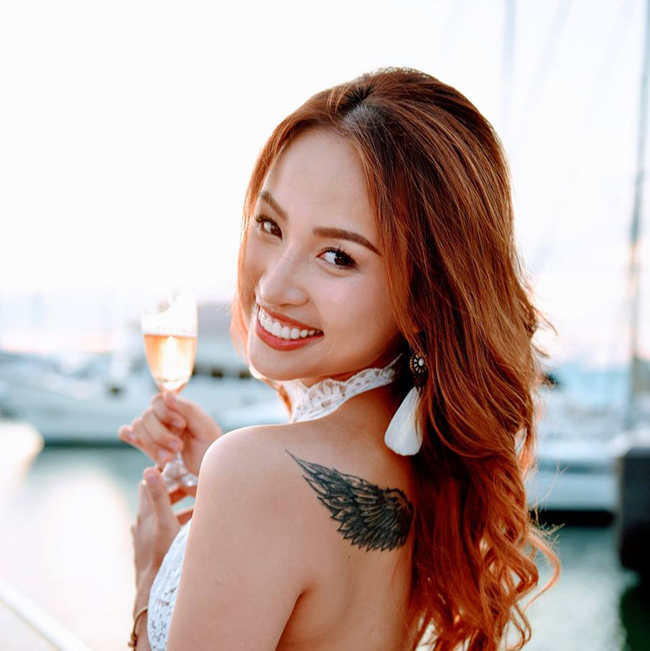 Từng trầm cảm vì ly hôn, Vân Hugo ngày càng nỏng bỏng sau 7 năm-11