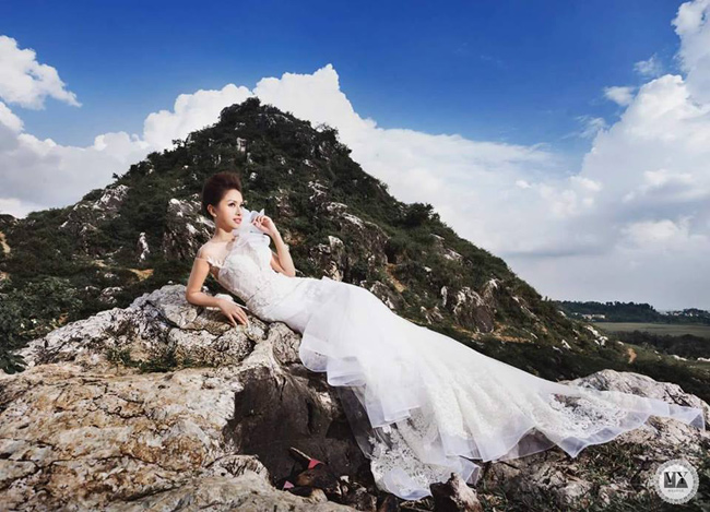 Từng trầm cảm vì ly hôn, Vân Hugo ngày càng nỏng bỏng sau 7 năm-22