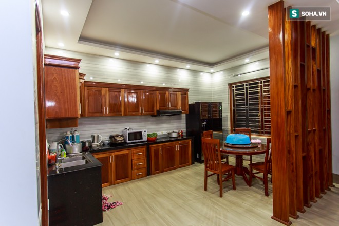 Cuộc sống cha già con cọc của danh hài chiến Thắng ở tuổi U50 với người vợ thứ 3-3