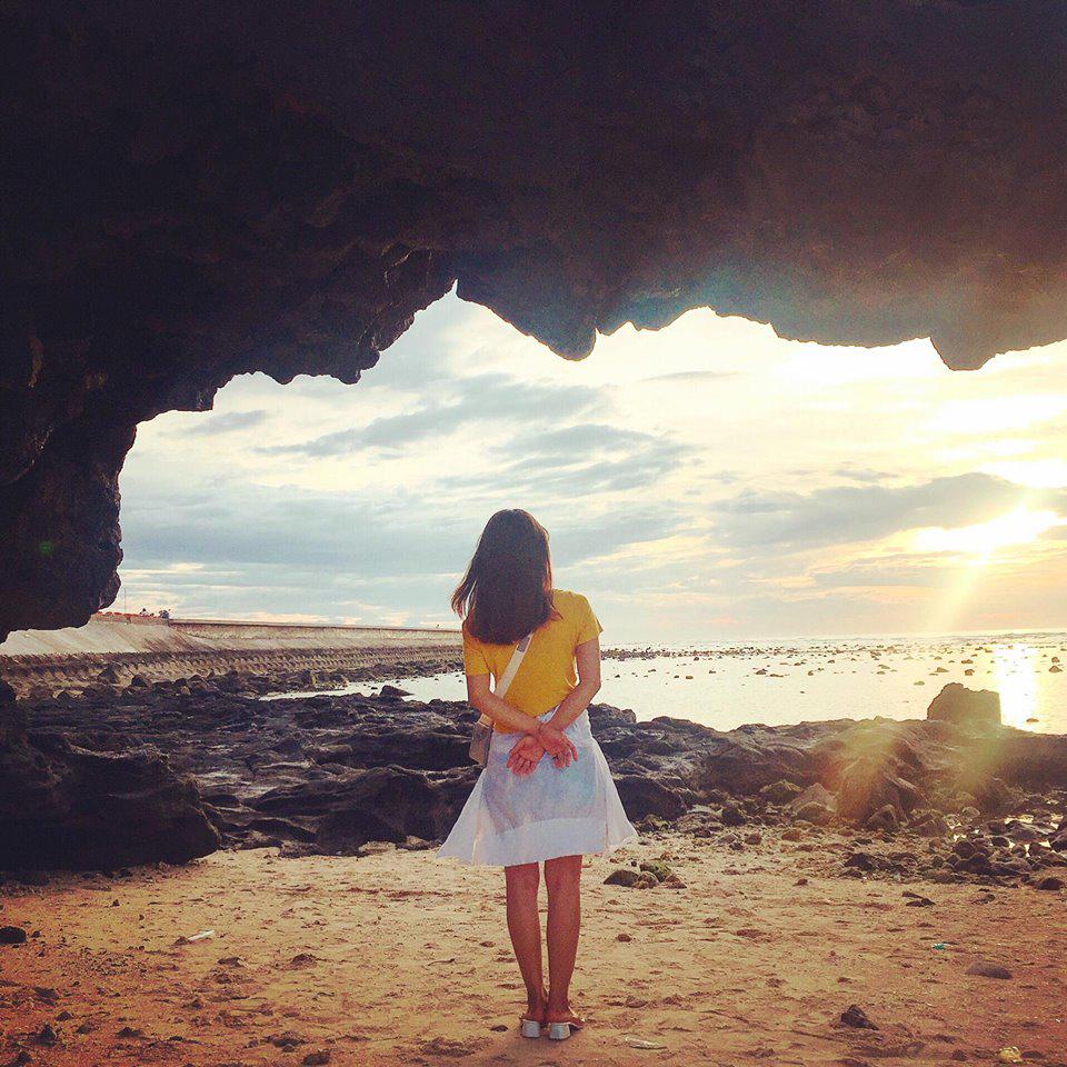 Bị lừa 300 triệu, cô gái buộc phải làm PG để trả nợ, từng bị sàm sỡ đến phát khóc-5