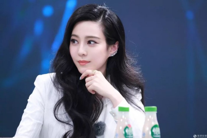 Phạm Băng Băng đang chật vật bán gấp 41 căn biệt thự để gom đủ tiền nộp thuế?-1