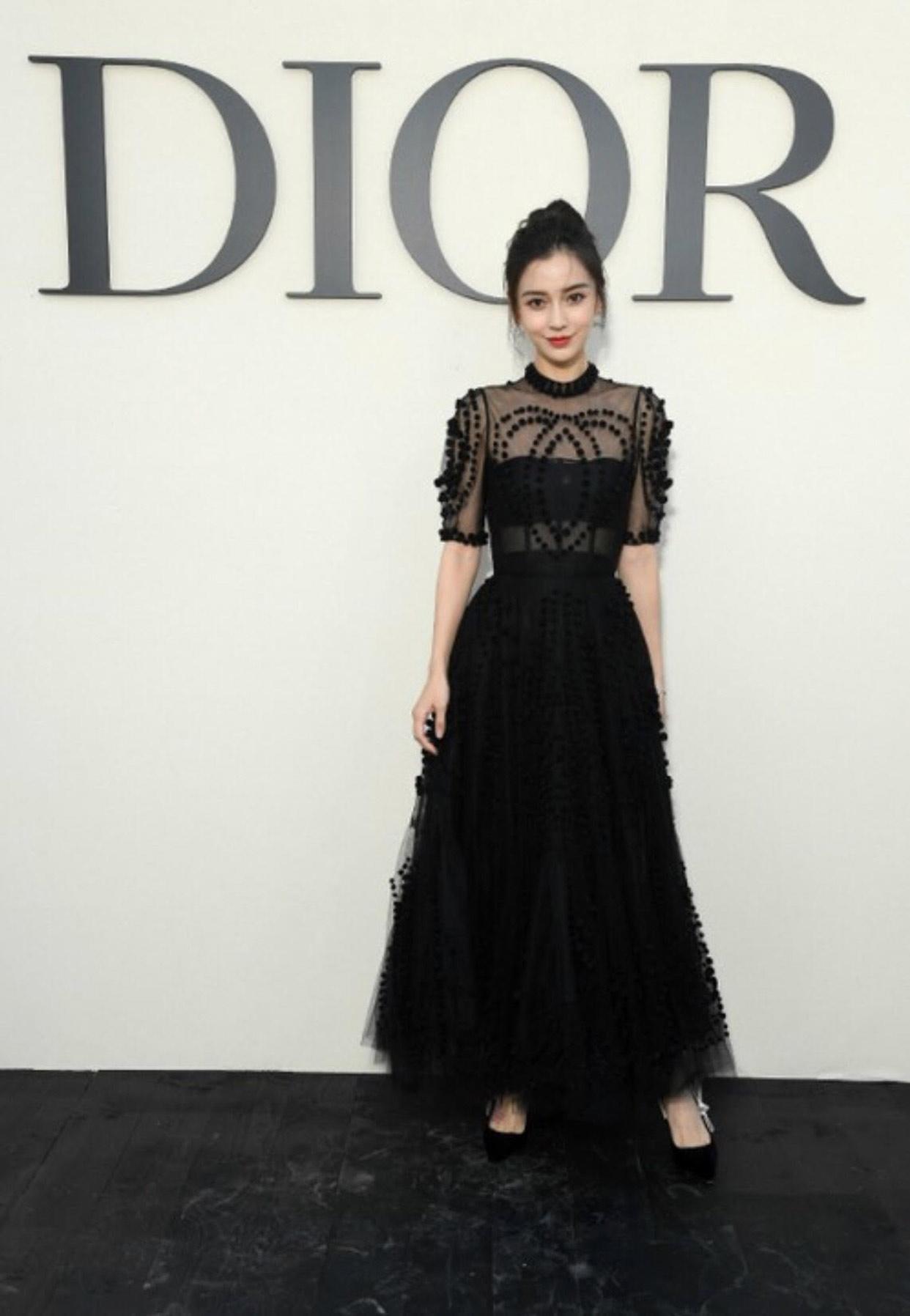 Chẳng ai soi được nhược điểm của 3 mỹ nhân này chỉ vì họ phối đồ quá khéo-8