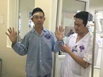 Lần đâu tiên tại Việt Nam, bệnh nhân vừa mổ u não vừa hát Quốc ca” trong phòng phẫu thuật-2