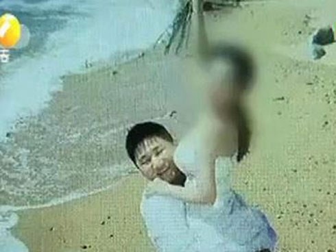 Cưới vợ giàu, chú rể thuê 200 khách lạ tới đám cưới để 