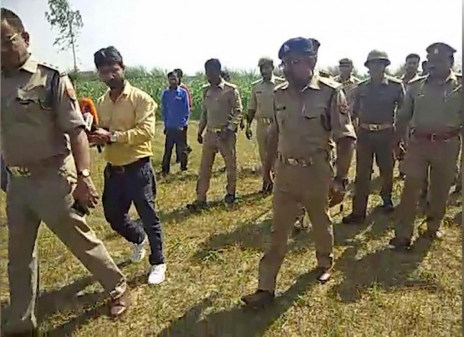 Cưỡng hiếp bất thành, nhóm yêu râu xanh treo cổ nữ sinh Ấn Độ-3