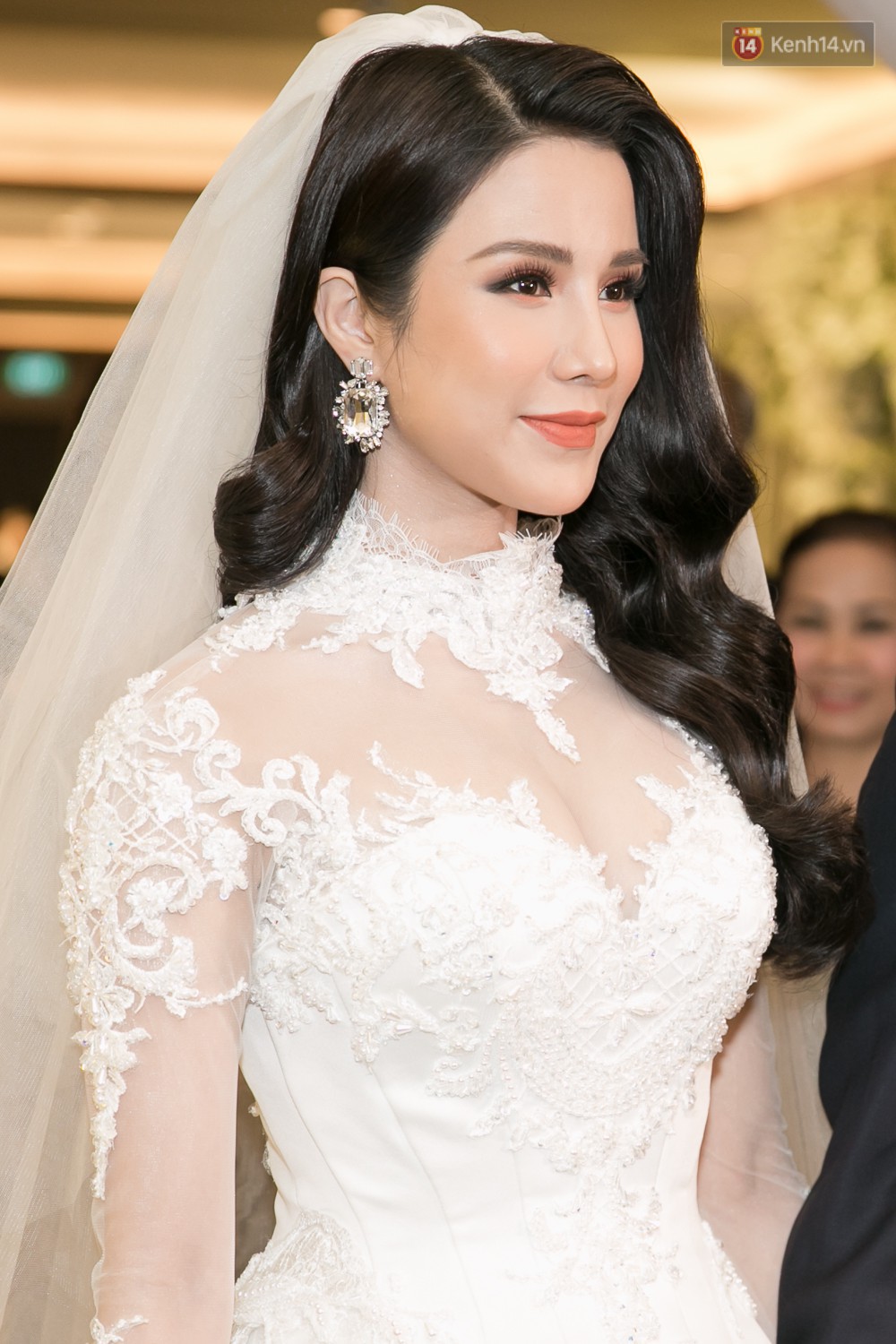 4 cô dâu đẹp nhất Vbiz năm 2018: Mỗi người một vẻ nhưng vẫn có điểm chung nhan sắc, tinh ý một chút là nhận ra ngay-13