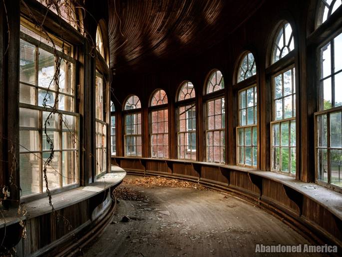 Bệnh viện tâm thần ‘ma ám’ ở Mỹ và chuyện có thật về nữ y tá giết người hàng loạt-3