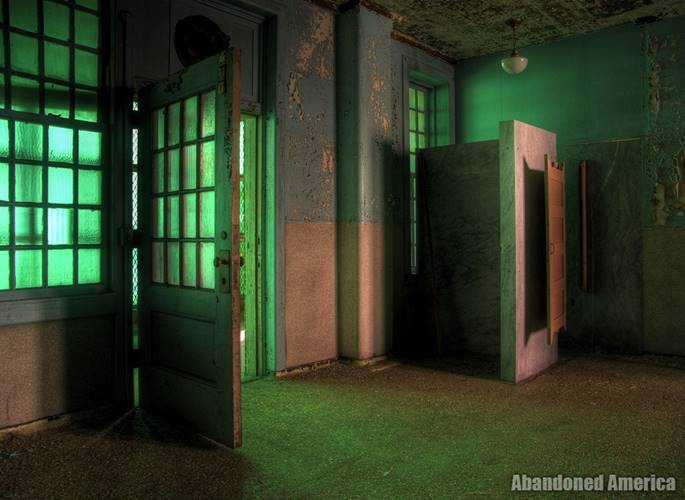 Bệnh viện tâm thần ‘ma ám’ ở Mỹ và chuyện có thật về nữ y tá giết người hàng loạt-10