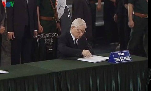 Lễ viếng nguyên Tổng bí thư Đỗ Mười-17