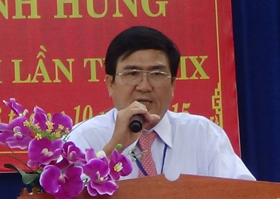 Quảng Ngãi: Cả trường hoang mang vì thầy giáo bị nghi tâm thần-2