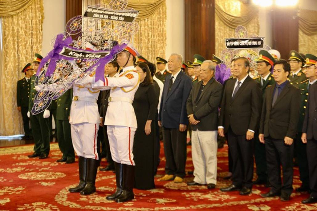 Xúc động lễ viếng nguyên Tổng Bí thư Đỗ Mười tại TP HCM-8