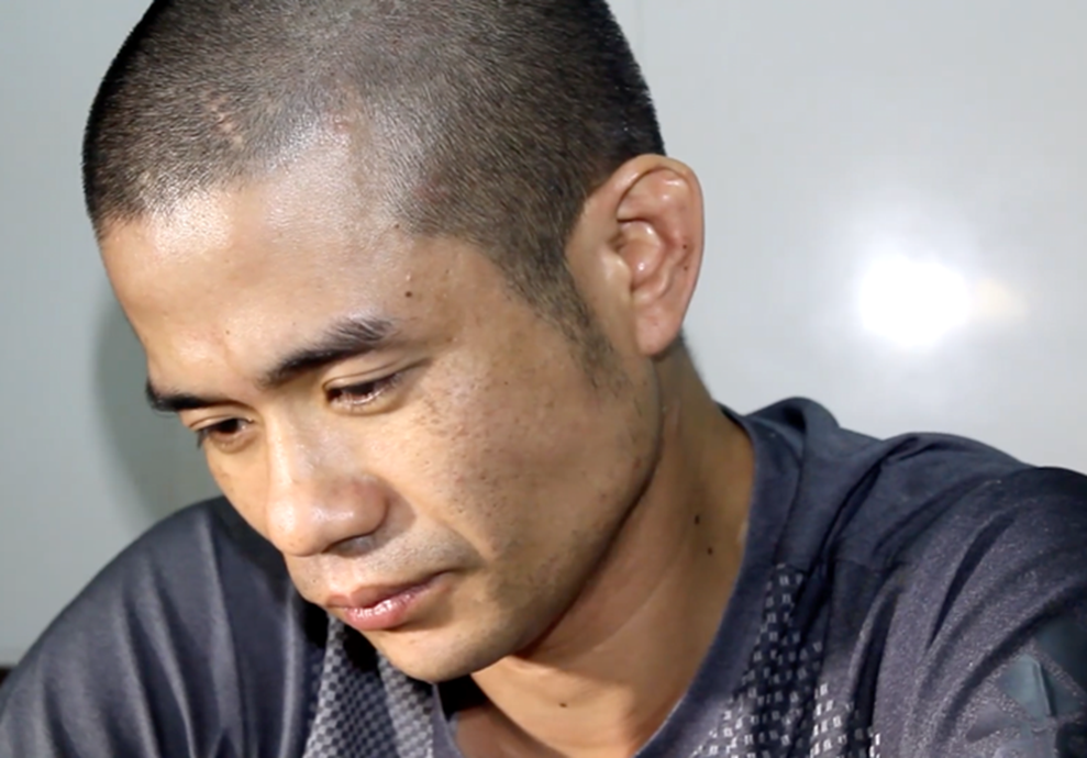 Đại ca thành Vinh khai chém vỡ kính xe Audi vì mâu thuẫn nhiều tỷ đồng với 1 phụ nữ-3