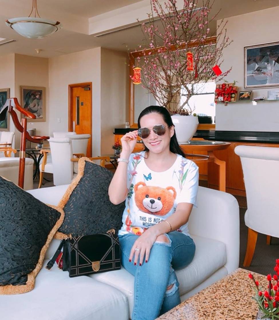 4 cô vợ đại gia giàu nứt đố đổ vách của sao nam Việt gồm những ai?-13