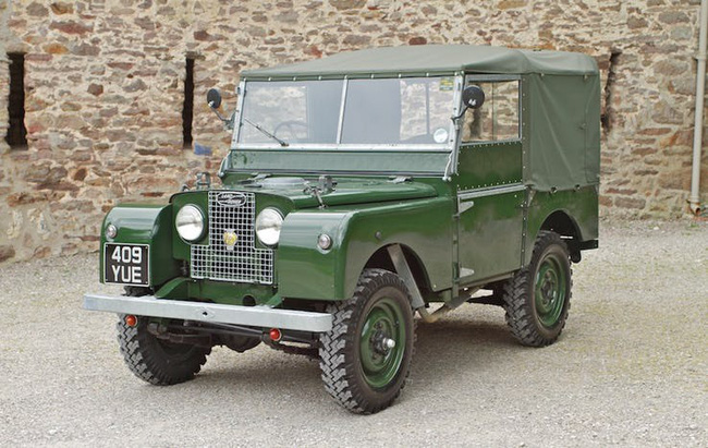 Nữ hoàng không có bằng lái xe nhưng bộ sưu tập xe hơi của bà khiến nhiều người phải choáng ngợp-15