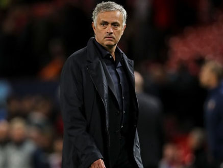 HLV Mourinho vừa thoát hiểm, phía Zidane bất ngờ lên tiếng về chuyện đến Man Utd-3