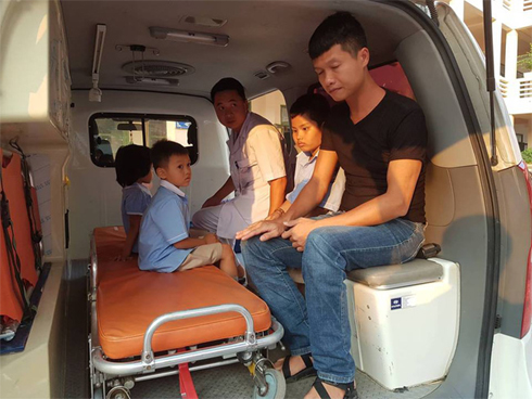 Truy xuất, kiểm tra cơ sở giết mổ cung cấp thịt gà khiến 352 học sinh ở Ninh Bình ngộ độc-5