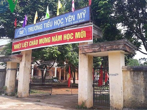 Thanh Hóa: Cho giáo viên 'chạy xô' để trường học đạt chuẩn