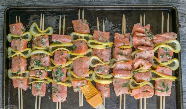 Cuối tuần đãi cả nhà món cá hồi xiên nướng vừa thơm ngon vừa bổ dưỡng-4