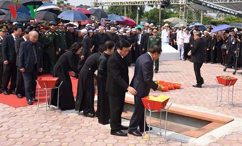 Nguyên Tổng bí thư Đỗ Mười về với đất mẹ-7