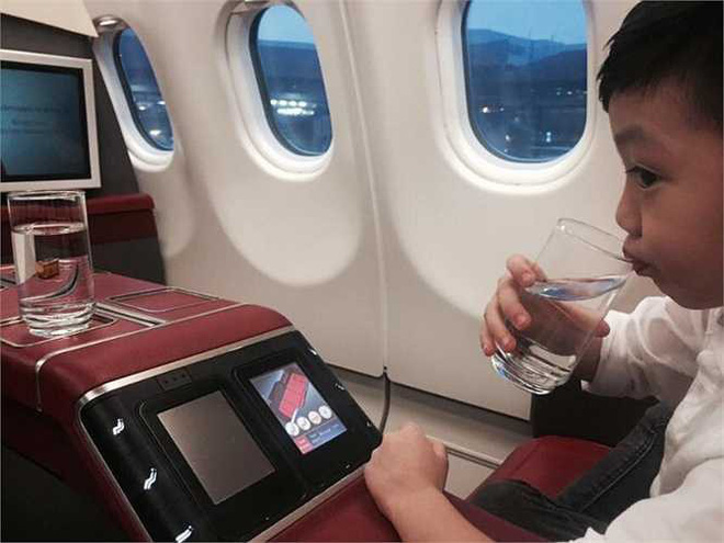 Richkid” chính hiệu của Vbiz: Sống trong biệt thự triệu đô, được tặng xe hơi mừng sinh nhật-12