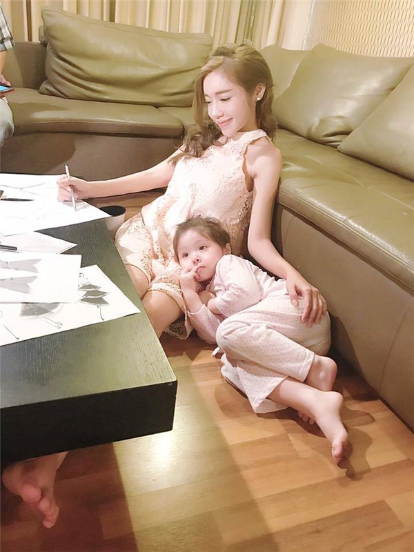 Richkid” chính hiệu của Vbiz: Sống trong biệt thự triệu đô, được tặng xe hơi mừng sinh nhật-21