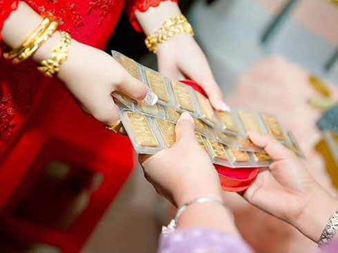 Hai vợ chồng đang cãi vã kịch liệt, con nhỏ 4 tuổi nói một câu khiến chúng tôi chết lặng-2