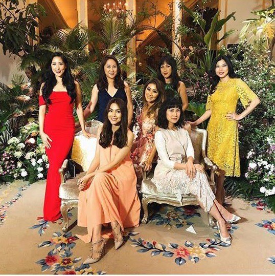 Mấy ai được thần thái như Tăng Thanh Hà, mặc áo dài đi dự đám cưới bạn thân trông cũng rất quý tộc-4