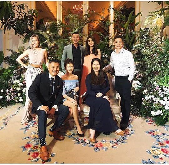 Mấy ai được thần thái như Tăng Thanh Hà, mặc áo dài đi dự đám cưới bạn thân trông cũng rất quý tộc-5