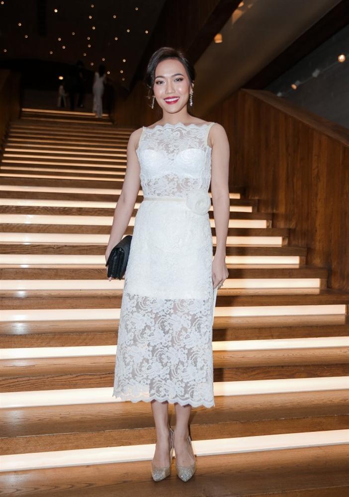 SAO MẶC XẤU: Hồ Ngọc Hà bị soi khuyết điểm chân gân guốc - thánh lầy Diệu Nhi lộ rõ nội y mồn một-4