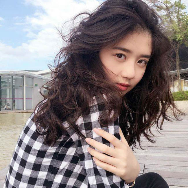 Nhan sắc khiến hàng triệu đấng mày râu điêu đứng của mỹ nhân quả táo-5