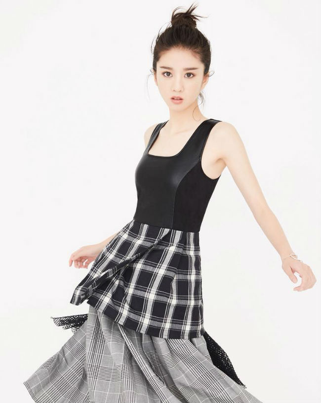 Nhan sắc khiến hàng triệu đấng mày râu điêu đứng của mỹ nhân quả táo-8