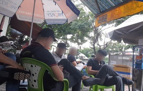 Kinh hãi đi xin việc: Không cần bằng cấp, chỉ cần máu là đủ-1