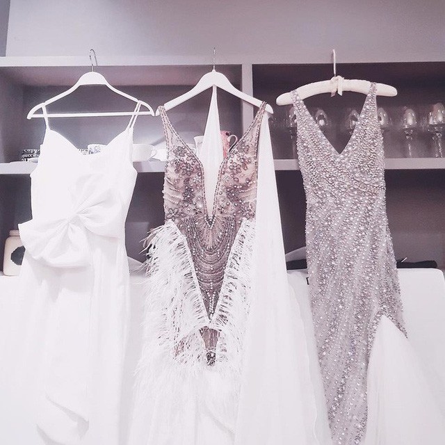 Nhã Phương - Lan Khuê: Thật khó để nói ai mới là cô dâu xinh đẹp nhất!-9