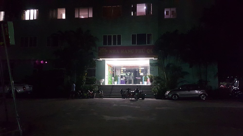 Hà Nội: Massage kích dục, bar tay vịn công khai hoạt động giữa Trung tâm văn hóa quận-1
