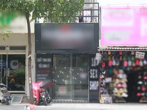 Quý ông Hà Nội mạnh tay chi tiền mua búp bê về làm vợ-2