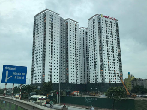 Cao ốc bị siết nợ, số phận khách hàng mua chung cư ai lo?-3