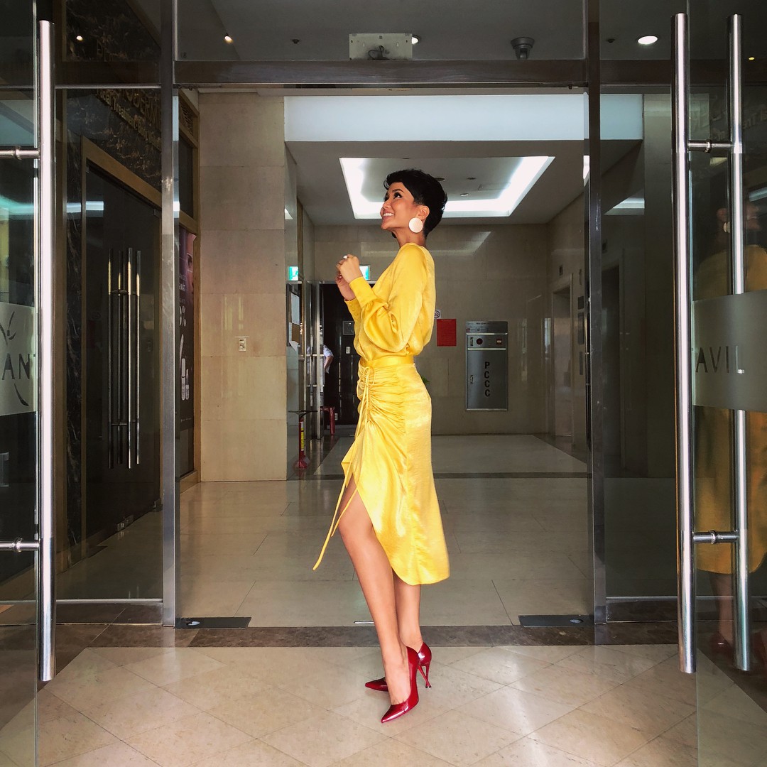 Muốn thành cao thủ mặc đẹp? Bạn hãy nhìn cách H’Hen Niê, Bảo Anh và Ái Phương cùng diện 1 chiếc váy-3