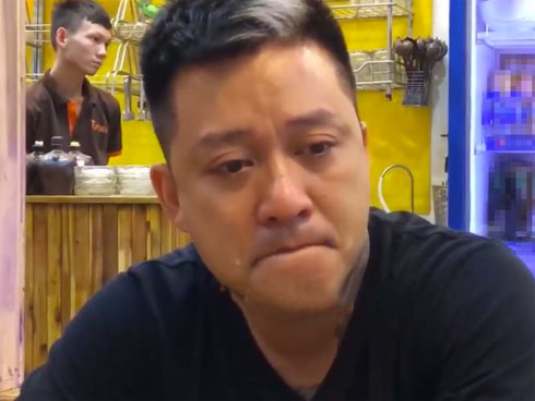 Người vợ khiến Tuấn Hưng mỉm cười sau giọt nước mắt cay đắng vì bị hủy show phút chót-11