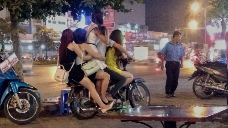 Người đàn ông trong nhà nghỉ và cú lừa của đại gia Bình Định-2