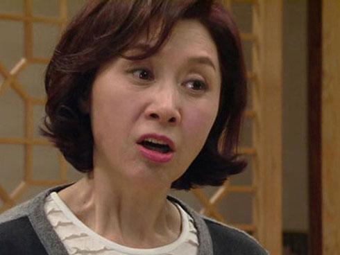 Bất ngờ được tặng 1 tỷ, người phụ nữ khóc cạn nước mắt-2