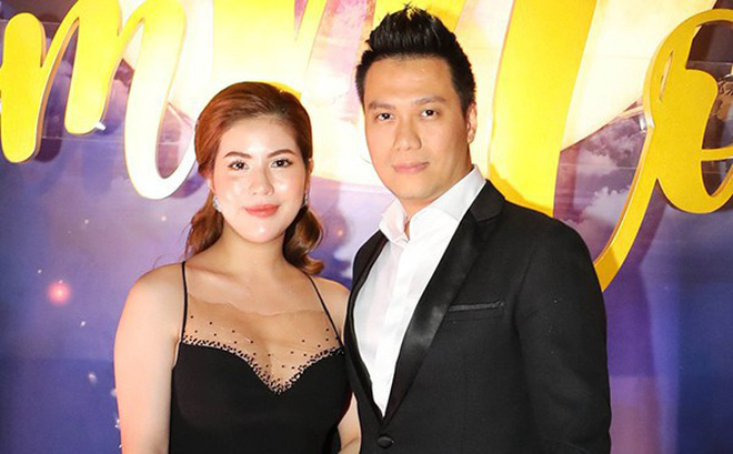 Hành động bất ngờ của Việt Anh và vợ sau khi để trạng thái độc thân”, nghi xảy ra mâu thuẫn-1