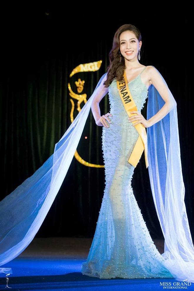Cộng đồng mạng bức xúc trước tin Á hậu Phương Nga bị chơi xấu tại Miss Grand 2018-3