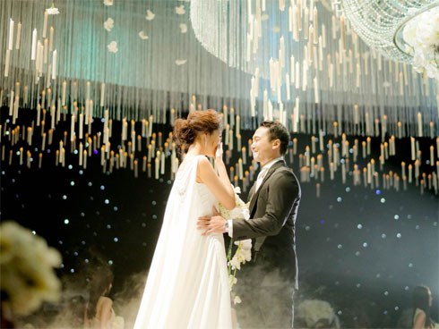 Lan Khuê tung clip toàn cảnh đám cưới đẹp như mơ với chồng đại gia