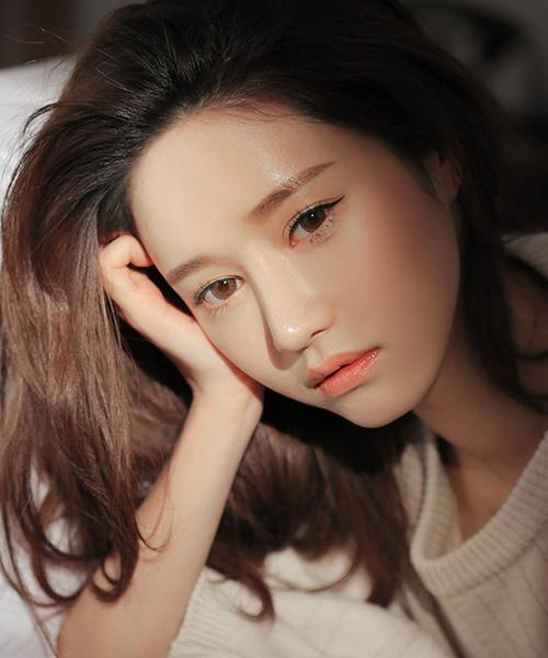 Chẳng cần nước da trắng hồng rạng rỡ, những mỹ nhân này vẫn bất chấp đẹp xuất sắc-1